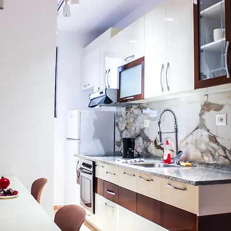 Apartment Vacation 889
