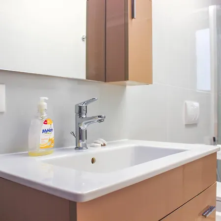Apartment Vacation 889