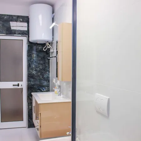 Apartment Vacation 889 Durres