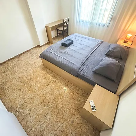 Vacation 889 * Durres